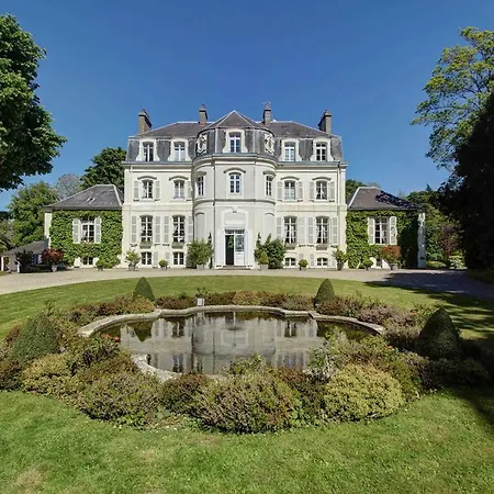 Hotel Najeti Château Cléry 3*