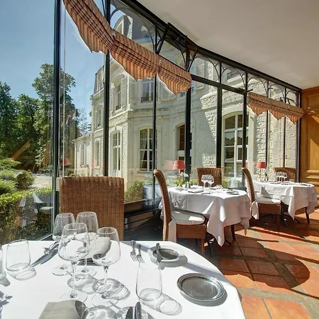 Najeti Château Cléry Hotel 3*