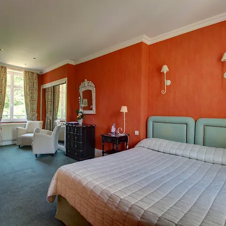 Chateau Clery Hotell