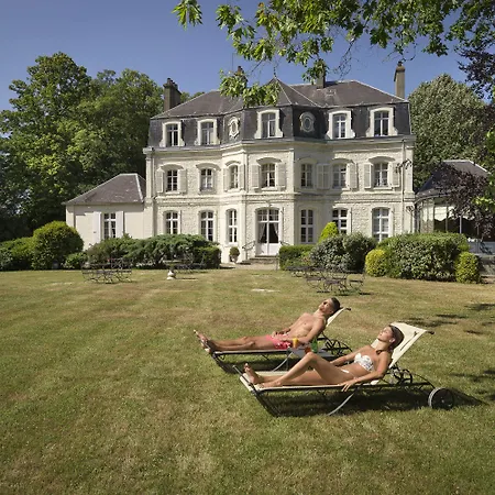 Chateau Clery 3*