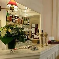 Chateau Clery 3*