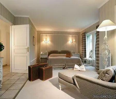 Hotel Chateau Clery Hesdin-lʼAbbé