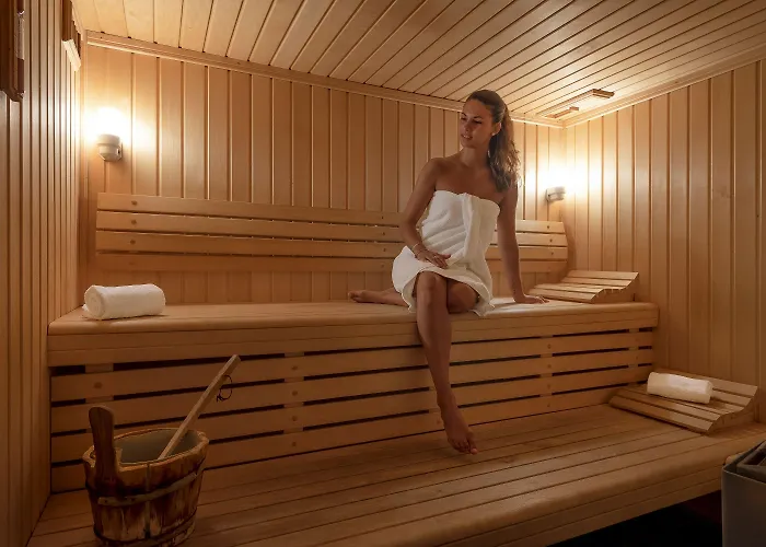 Chateau Clery Hotel 3*